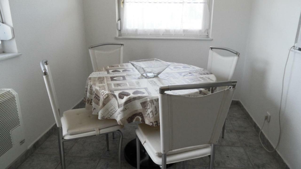 Ferienhaus Am Plattensee Balatonmáriafürdő Exteriör bild